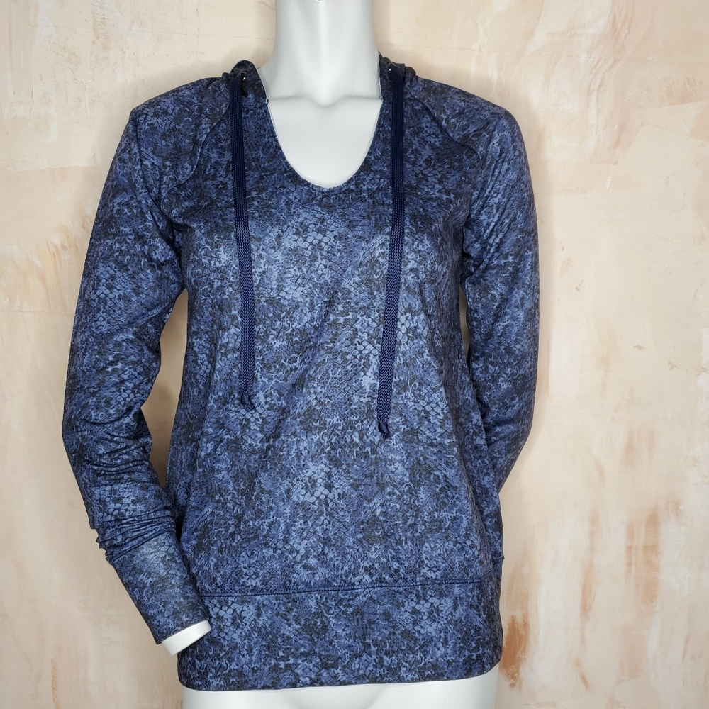 Ideology Light Hoodie Size XS